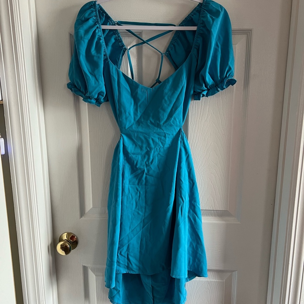 Brand new cute flowy dress!